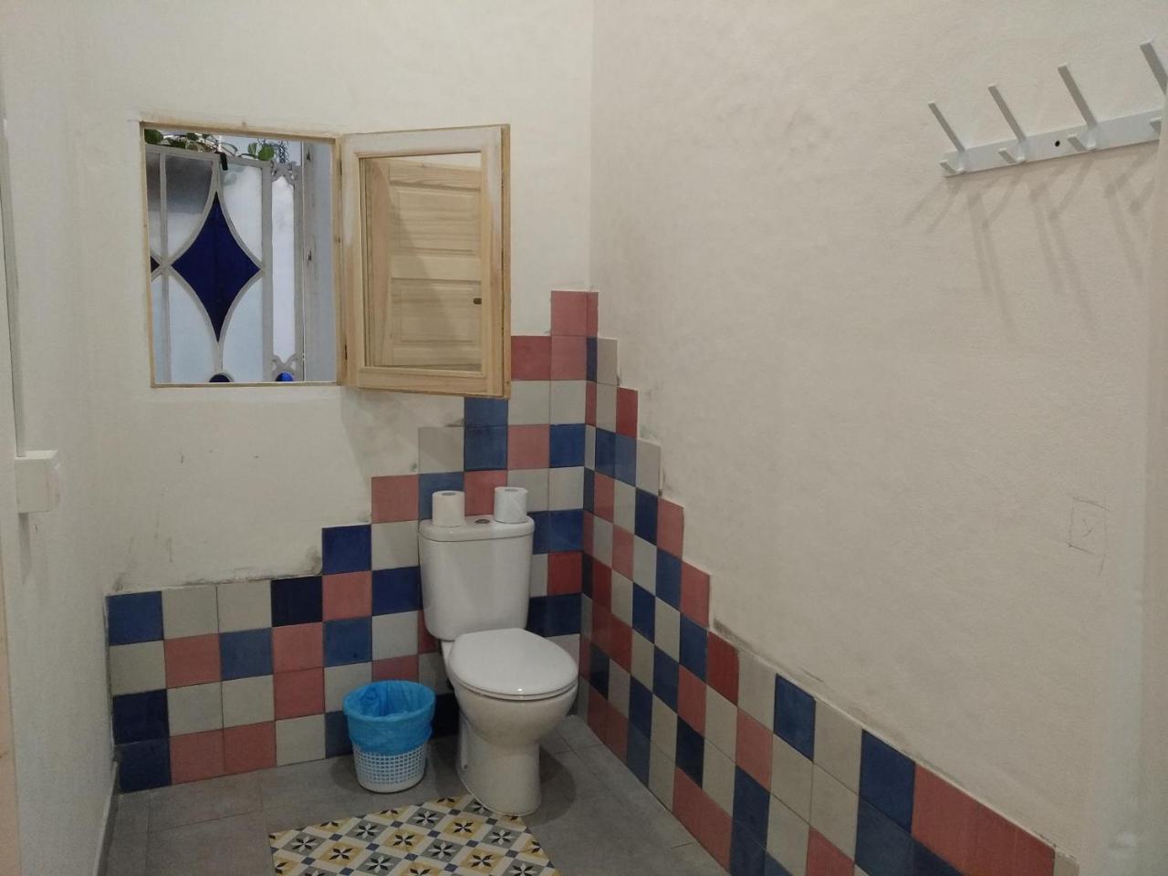 فندق Casa 1858 إشبيلية الغرفة الصورة